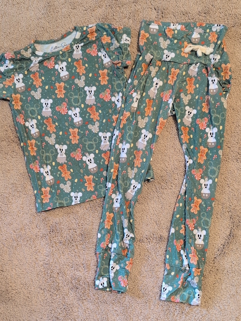 Kids Green Holiday Gingerbread Print Pajama Set
